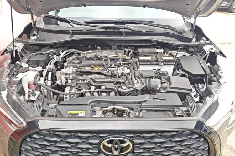 Used Toyota Corolla Cross 2022 2.0L Pioneer Edition Engine Bay