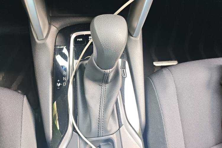 Used Toyota Corolla Cross 2022 2.0L Pioneer Edition Gear Lever