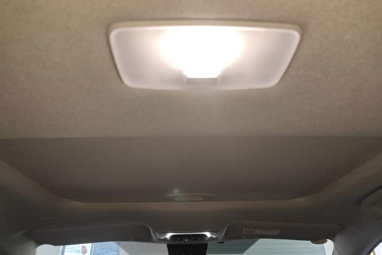 Used Toyota Corolla Cross 2022 2.0L Luxury Edition Headliner