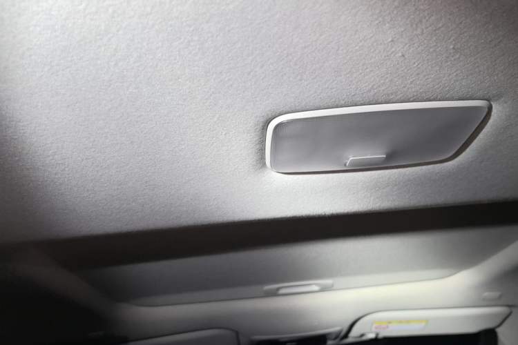 Used Toyota Corolla Cross 2022 2.0L Elite Edition Headliner