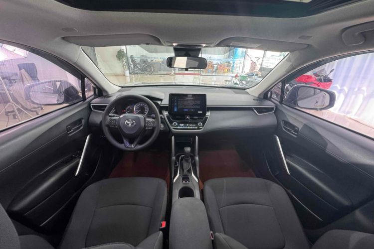 Used Toyota Corolla Cross 2022 2.0L Elite Edition Interior 1
