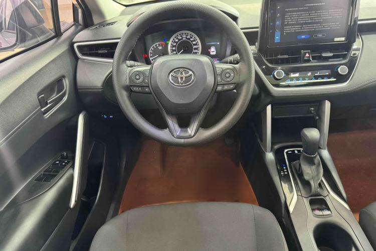 Used Toyota Corolla Cross 2022 2.0L Elite Edition Interior 2