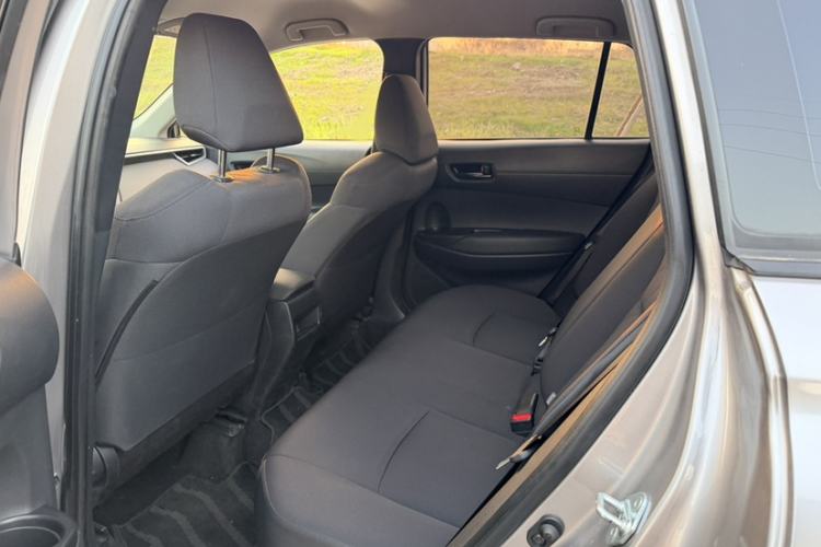 Used Toyota Corolla Cross 2022 2.0L Pioneer Edition Interior 2