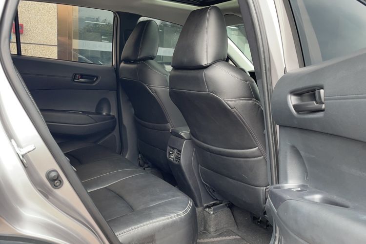 Used Toyota Corolla Cross 2022 2.0L Elite Edition Interior 3