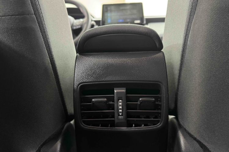 Used Toyota Corolla Cross 2022 2.0L Elite Edition Interior 4