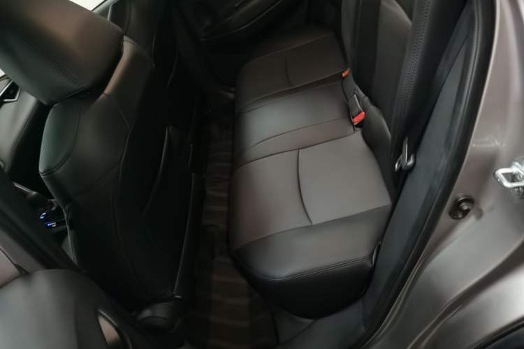 Used Toyota Corolla Cross 2022 2.0L Pioneer Edition Interior 4