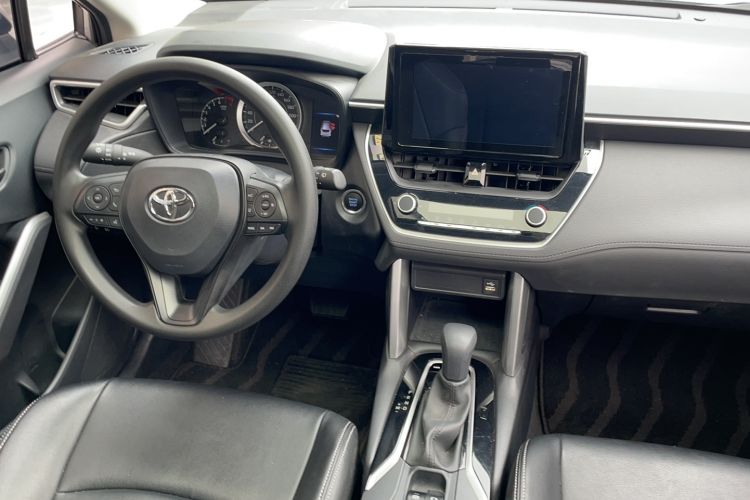 Used Toyota Corolla Cross 2022 2.0L Elite Edition Interior 5