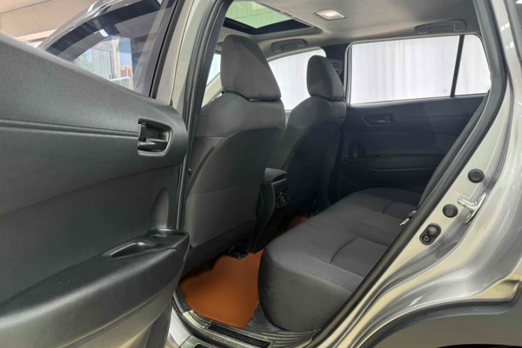 Used Toyota Corolla Cross 2022 2.0L Elite Edition Interior 8