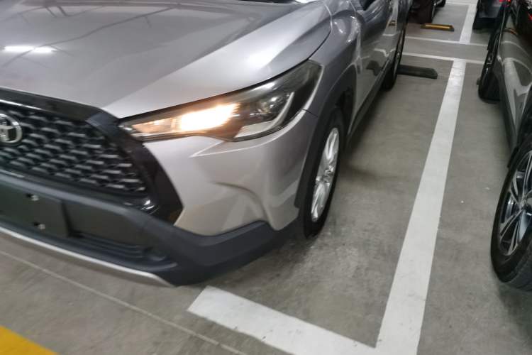 Used Toyota Corolla Cross 2022 2.0L Pioneer Edition Left Front Headlight