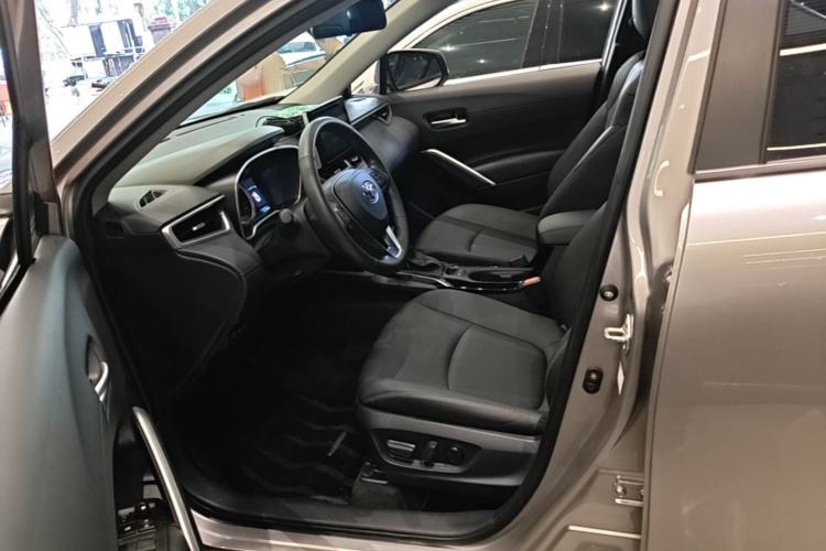 Used Toyota Corolla Cross 2022 2.0L Deluxe Edition Left Front Seat