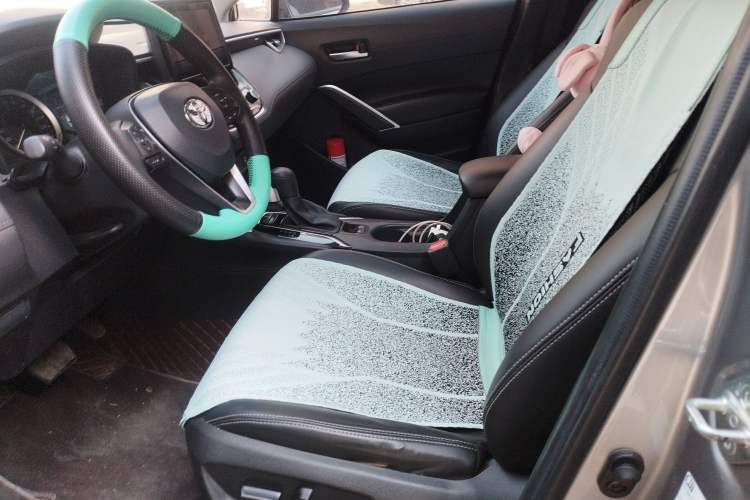Used Toyota Corolla Cross 2022 2.0L Luxury Edition Left Front Seat