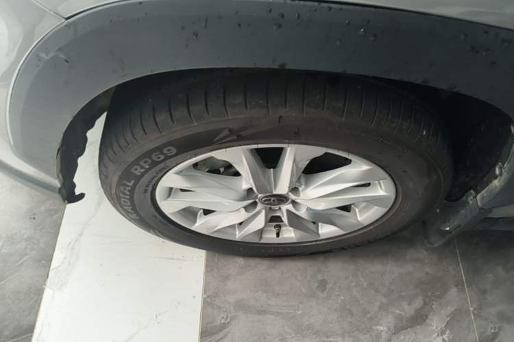 Used Toyota Corolla Cross 2022 2.0L Elite Edition Left Front Wheel Hub