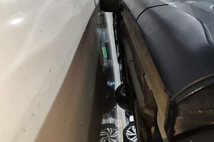 Used Toyota Corolla Cross 2022 2.0L Deluxe Edition Left Side Sill