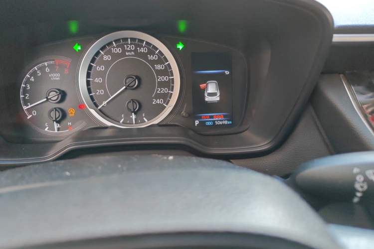 Used Toyota Corolla Cross 2022 2.0L Elite Edition Odometer Close Up