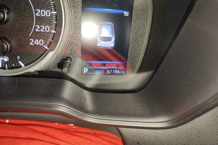 Used Toyota Corolla Cross 2022 2.0L Pioneer Edition Odometer Close Up