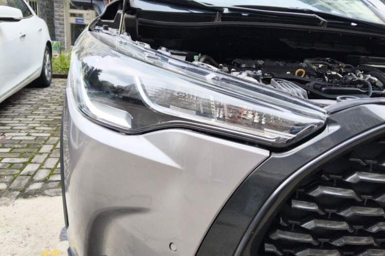 Used Toyota Corolla Cross 2022 2.0L Elite Edition Right Front Headlight