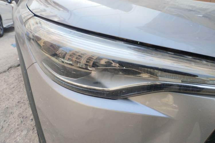 Used Toyota Corolla Cross 2022 2.0L Luxury Edition Right Front Headlight
