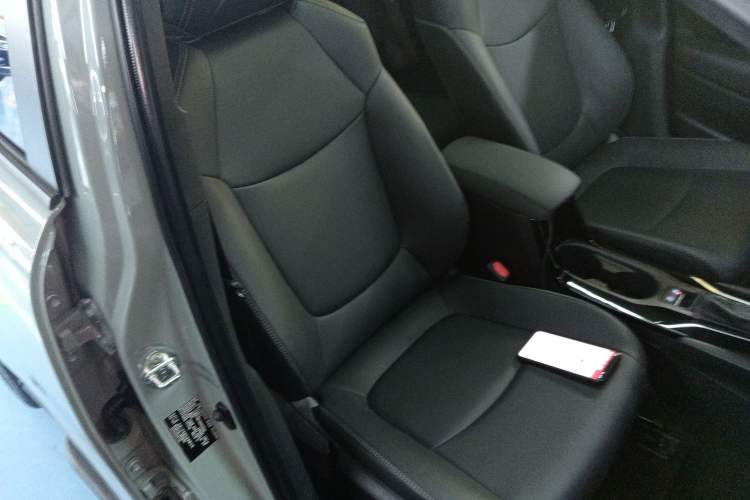 Used Toyota Corolla Cross 2022 2.0L Flagship Edition Right Front Seat