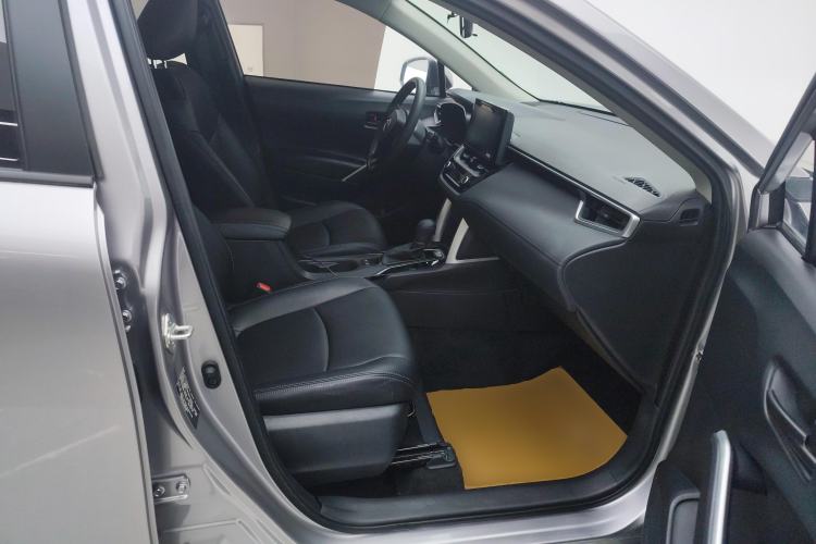 Used Toyota Corolla Cross 2022 2.0L Elite Edition Right Front Seat