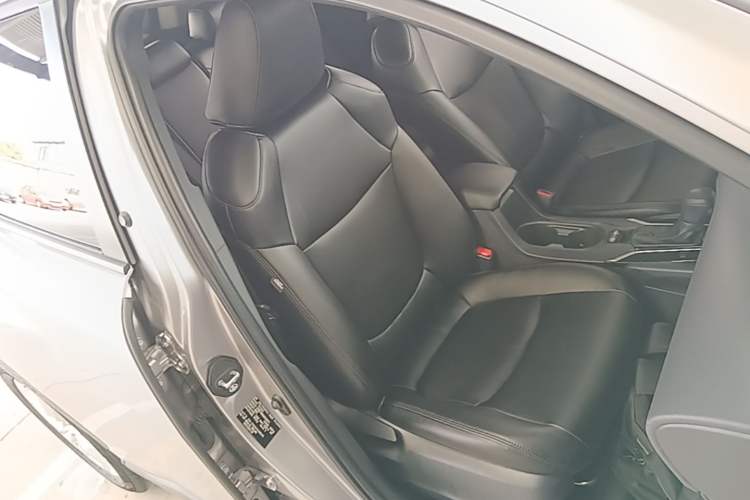 Used Toyota Corolla Cross 2022 2.0L Elite Edition Right Front Seat