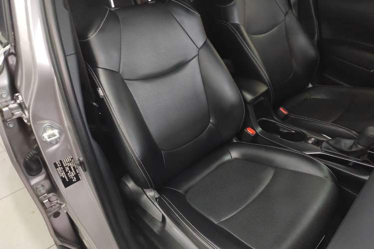Used Toyota Corolla Cross 2022 2.0L Elite Edition Right Front Seat