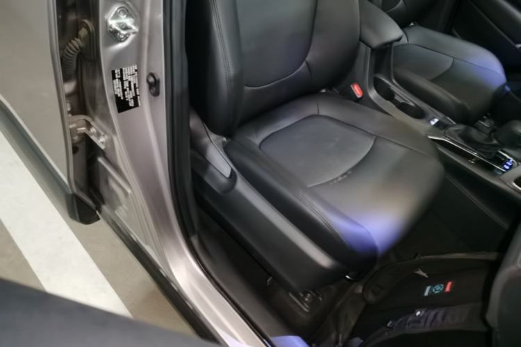 Used Toyota Corolla Cross 2022 2.0L Pioneer Edition Right Front Seat