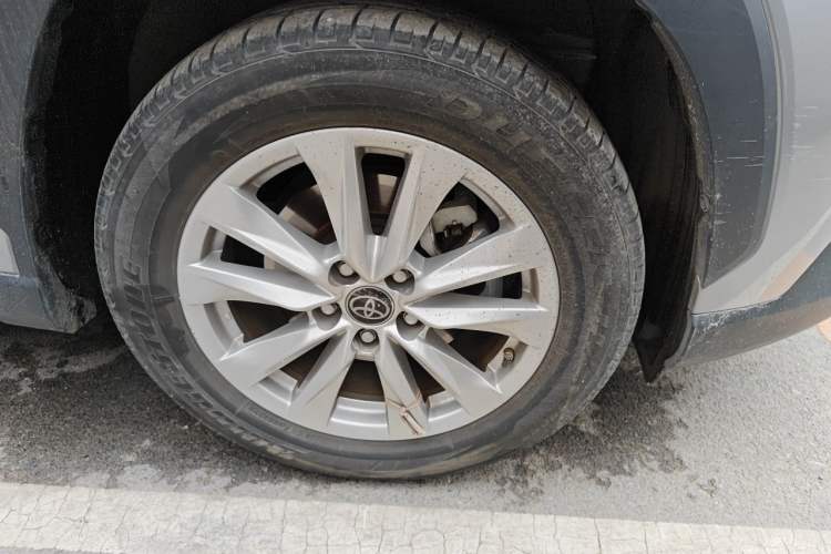 Used Toyota Corolla Cross 2022 2.0L Elite Edition Right Front Wheel Hub