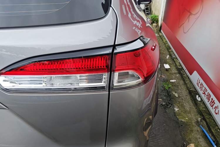 Used Toyota Corolla Cross 2022 2.0L Pioneer Edition Right Rear Taillight
