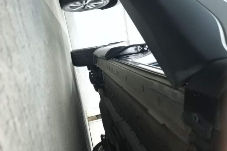 Used Toyota Corolla Cross 2022 2.0L Elite Edition Right Side Sill