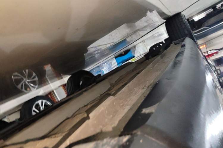 Used Toyota Corolla Cross 2022 2.0L Deluxe Edition Right Side Sill