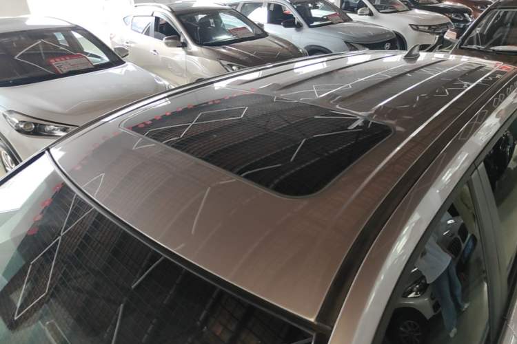 Used Toyota Corolla Cross 2022 2.0L Luxury Edition Roof
