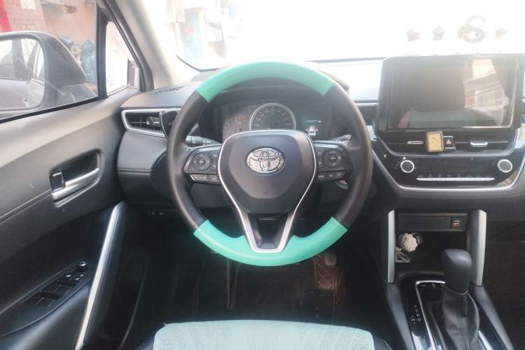 Used Toyota Corolla Cross 2022 2.0L Luxury Edition Steering Wheel