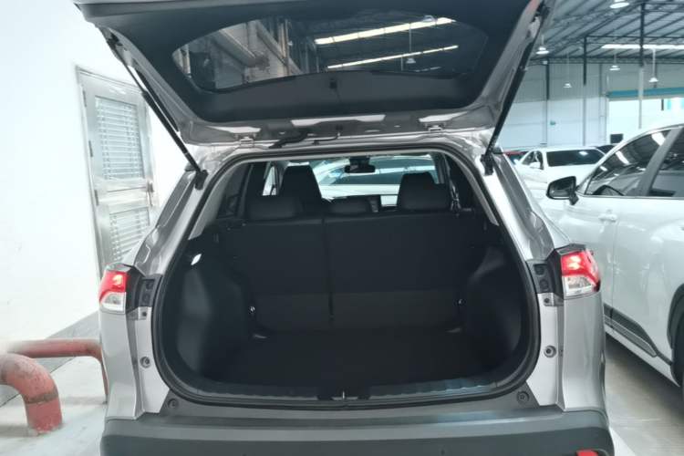 Used Toyota Corolla Cross 2022 2.0L Elite Edition Trunk