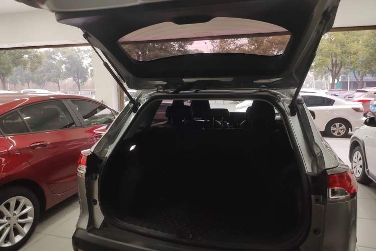 Used Toyota Corolla Cross 2022 2.0L Elite Edition Trunk