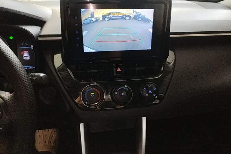 Used Toyota Corolla Cross 2022 2.0L Pioneer Edition Audio And AC Panel