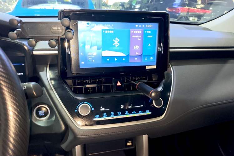 Used Toyota Corolla Cross 2022 2.0L Elite Edition Audio And AC Panel