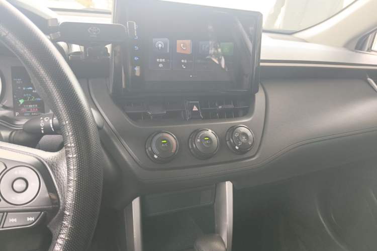 Used Toyota Corolla Cross 2022 2.0L Pioneer Edition Audio And AC Panel