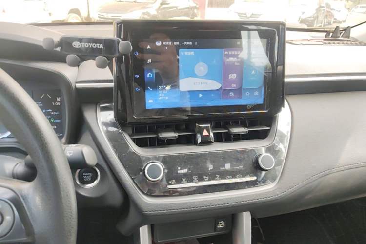 Used Toyota Corolla Cross 2022 2.0L Elite Edition Audio And AC Panel