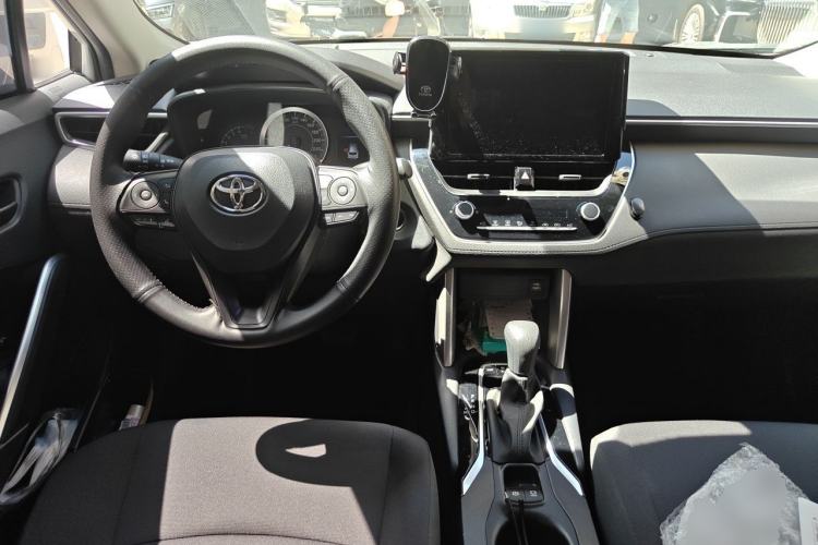 Used Toyota Corolla Cross 2022 2.0L Pioneer Edition Center Console