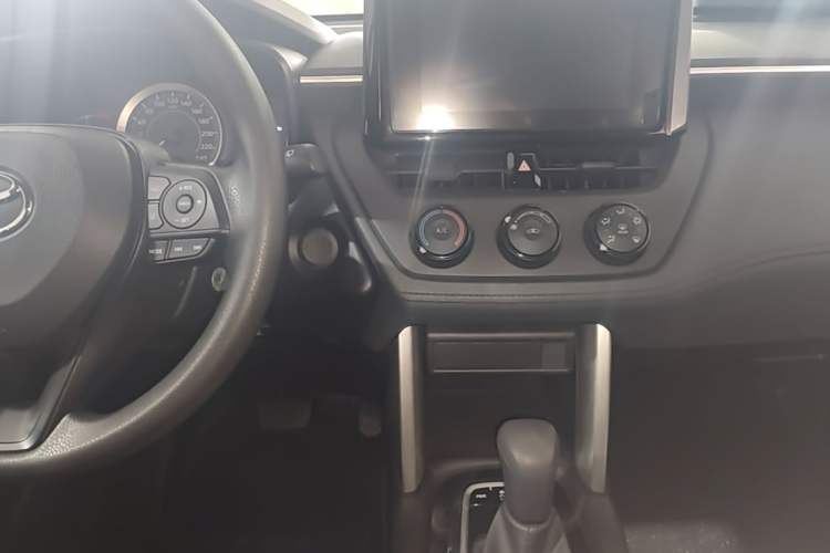 Used Toyota Corolla Cross 2022 2.0L Pioneer Edition Center Console