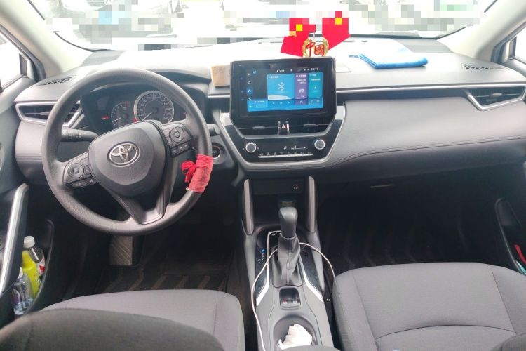 Used Toyota Corolla Cross 2022 2.0L Elite Edition Center Console