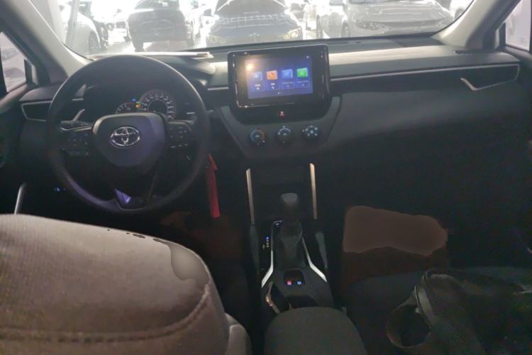 Used Toyota Corolla Cross 2022 2.0L Pioneer Edition Center Console