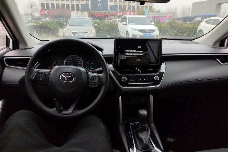 Used Toyota Corolla Cross 2022 2.0L Elite Edition Center Console