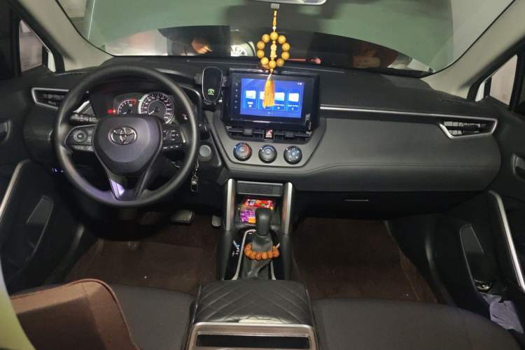 Used Toyota Corolla Cross 2022 2.0L Pioneer Edition Center Console