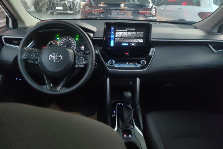 Used Toyota Corolla Cross 2022 2.0L Elite Edition Center Console