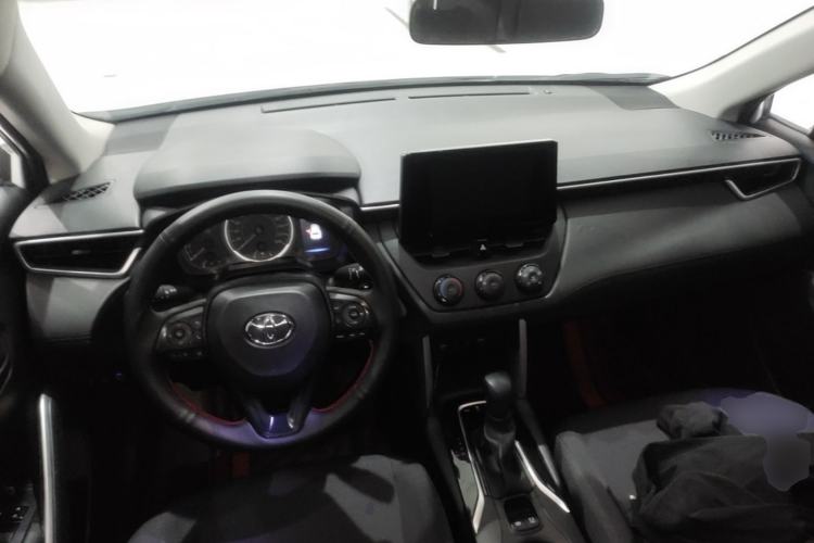 Used Toyota Corolla Cross 2022 2.0L Pioneer Edition Center Console