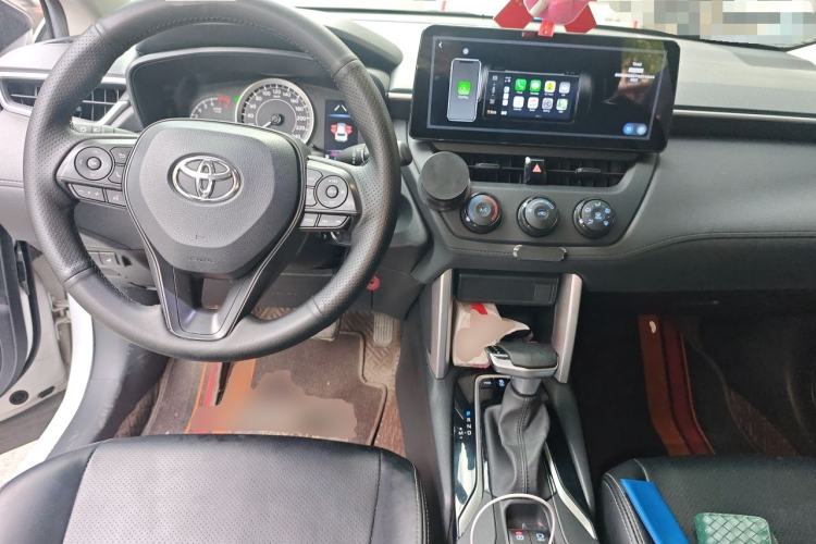 Used Toyota Corolla Cross 2022 2.0L Pioneer Edition Center Console
