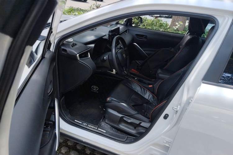Used Toyota Corolla Cross 2022 2.0L Elite Edition Driver Seat