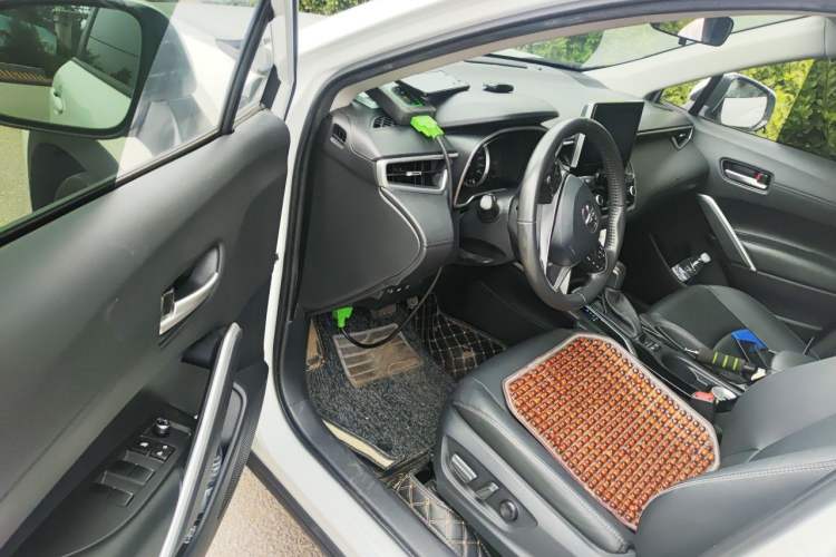 Used Toyota Corolla Cross 2022 2.0L Deluxe Edition Driver Seat