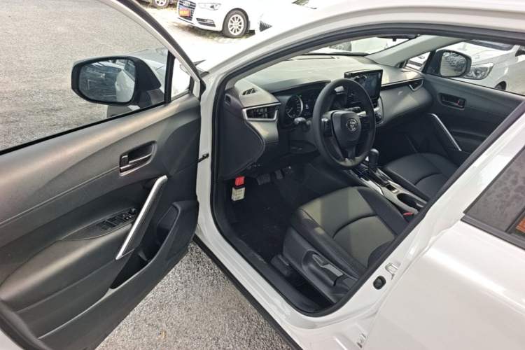 Used Toyota Corolla Cross 2022 2.0L Pioneer Edition Driver Seat